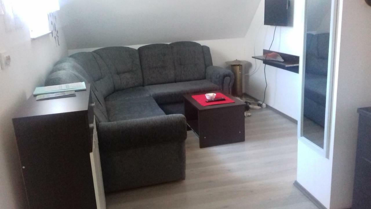 Apartment Lug Saborsko Εξωτερικό φωτογραφία